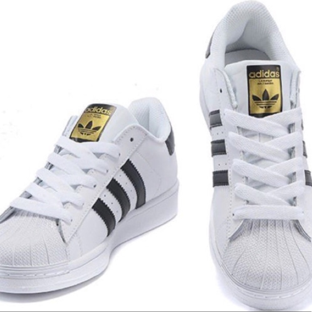 Adidas Superstar Size 5